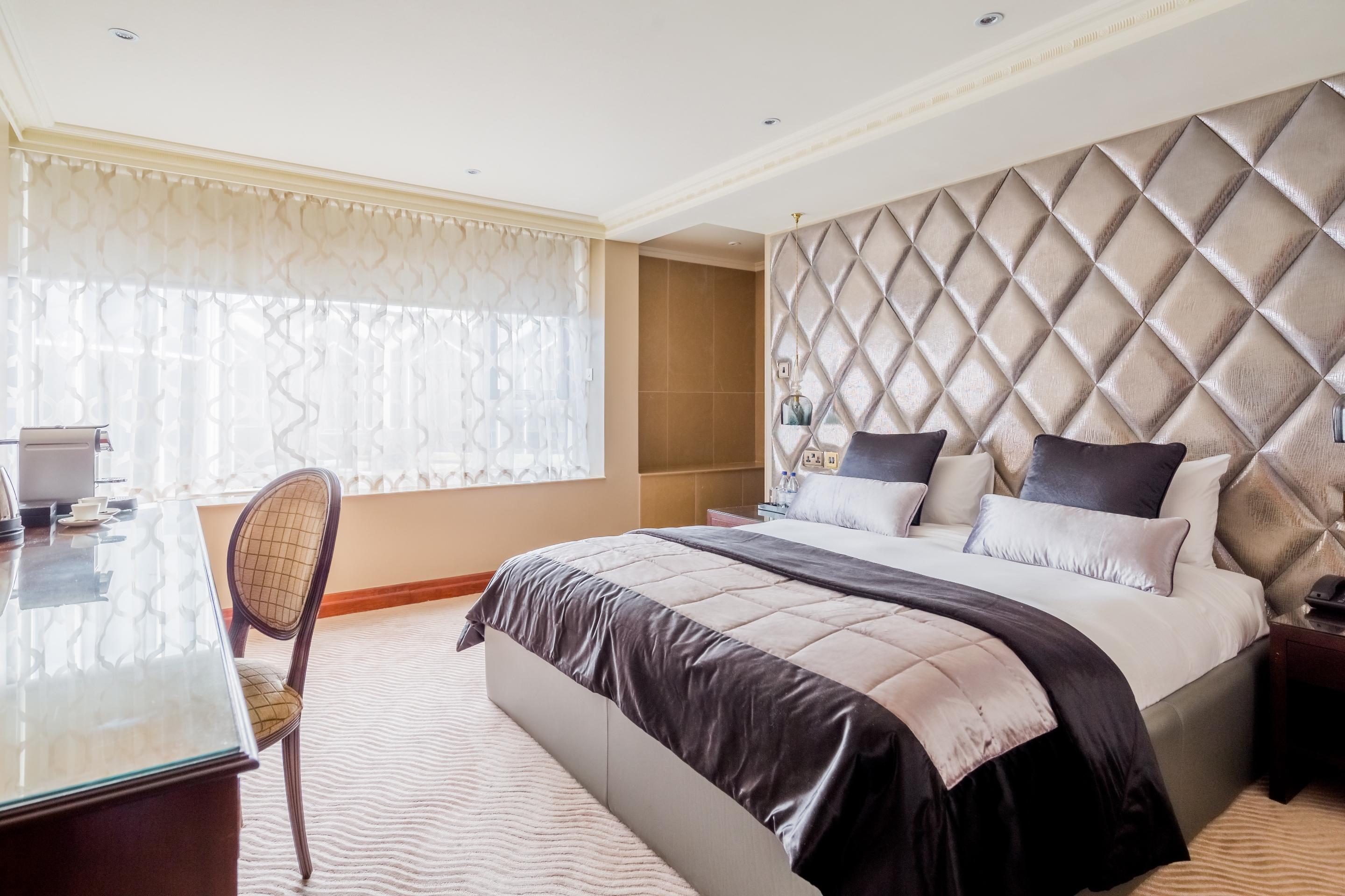 Radisson Blu Hotel, London Heathrow Хитроу Экстерьер фото