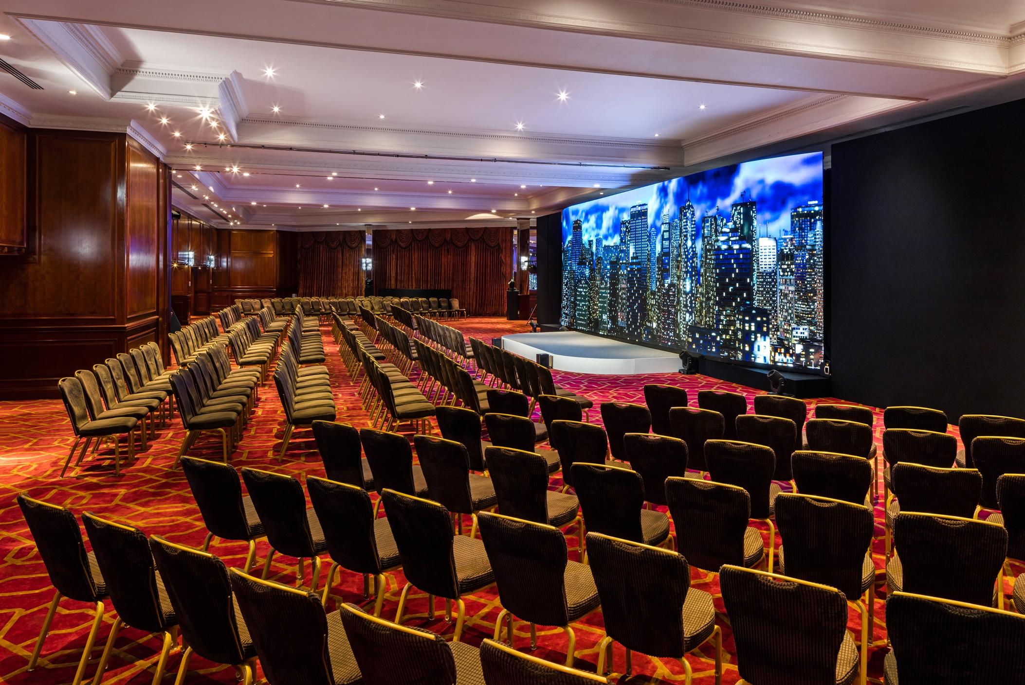 Radisson Blu Hotel, London Heathrow Хитроу Экстерьер фото