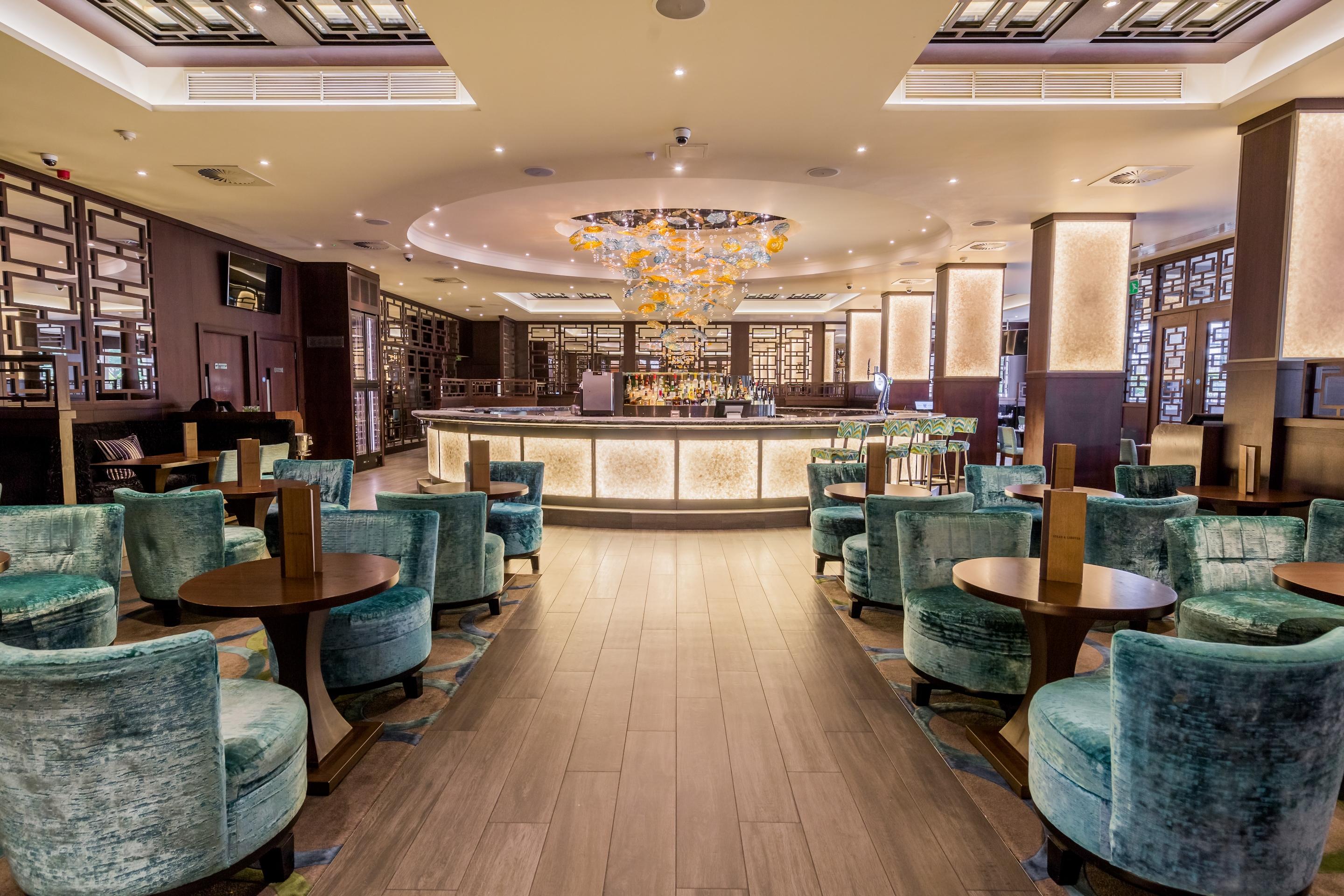Radisson Blu Hotel, London Heathrow Хитроу Экстерьер фото