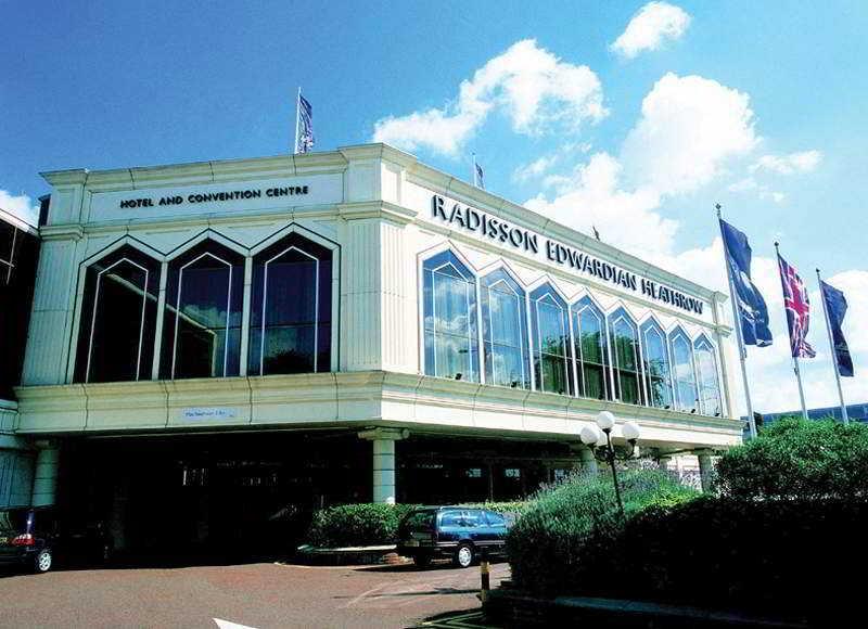 Radisson Blu Hotel, London Heathrow Хитроу Экстерьер фото