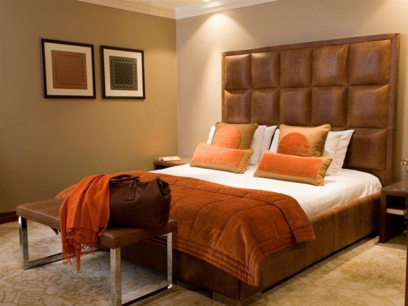 Radisson Blu Hotel, London Heathrow Хитроу Экстерьер фото
