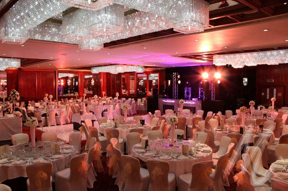 Radisson Blu Hotel, London Heathrow Хитроу Экстерьер фото